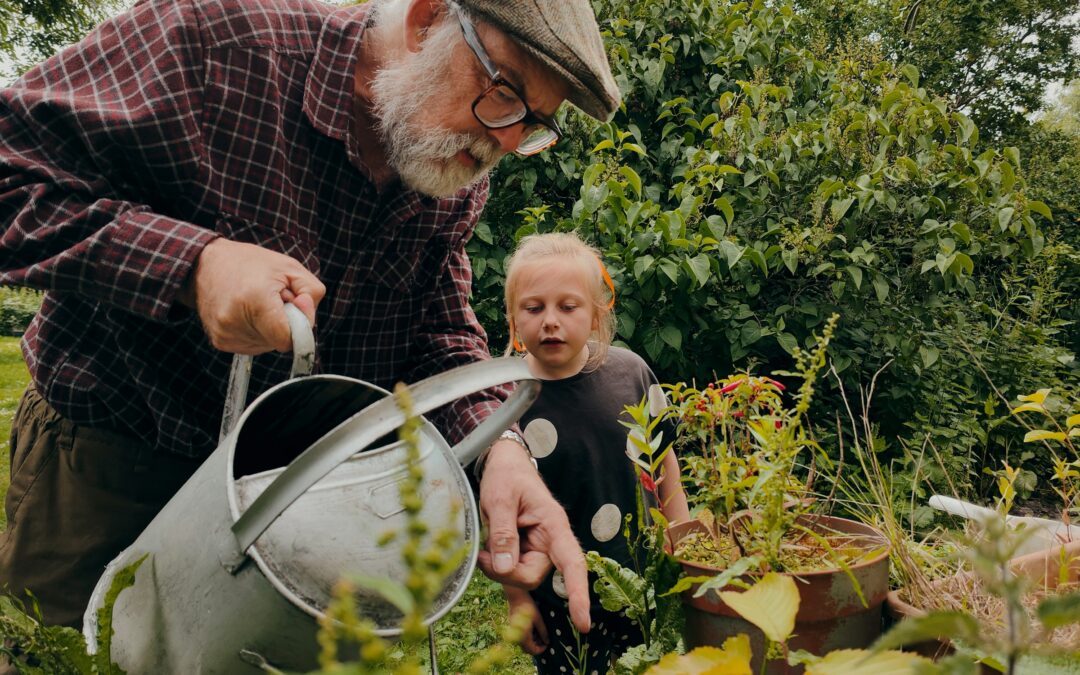 Grandparenting with Heart: Creating Traditions That Bond Generations