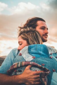 couple hugging