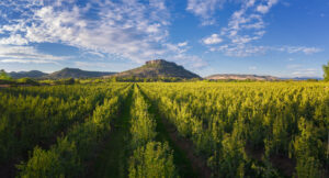 Image of Table Rock near Medford, Oregon. Core Values Counseling offers virtual therapy in Medford and throughout the state of Oregon.