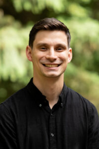 headshot photo of counselor Tony Weaver, counselor at Core Values Counseling