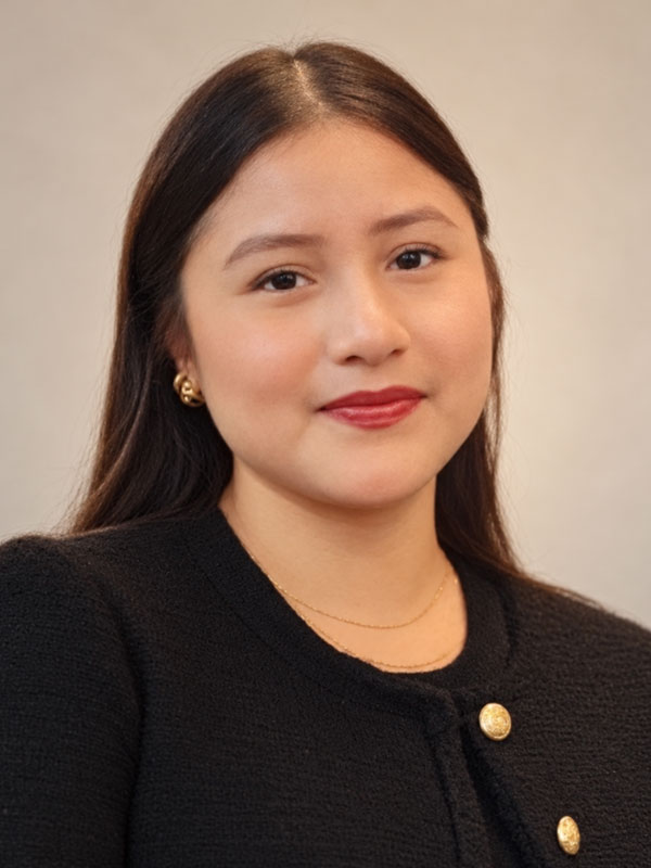 headshot photo of counselor Ileana Rodriguez-Anzures, bilingual (Spanish/English) counselor at Core Values Counseling